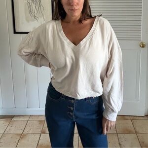 Madewell Cropped V-Neck Long Sleeve Top in Off-White